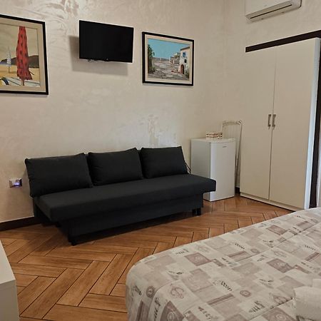 Cuscino E Cornetto Bed & Breakfast Salerno Eksteriør bilde