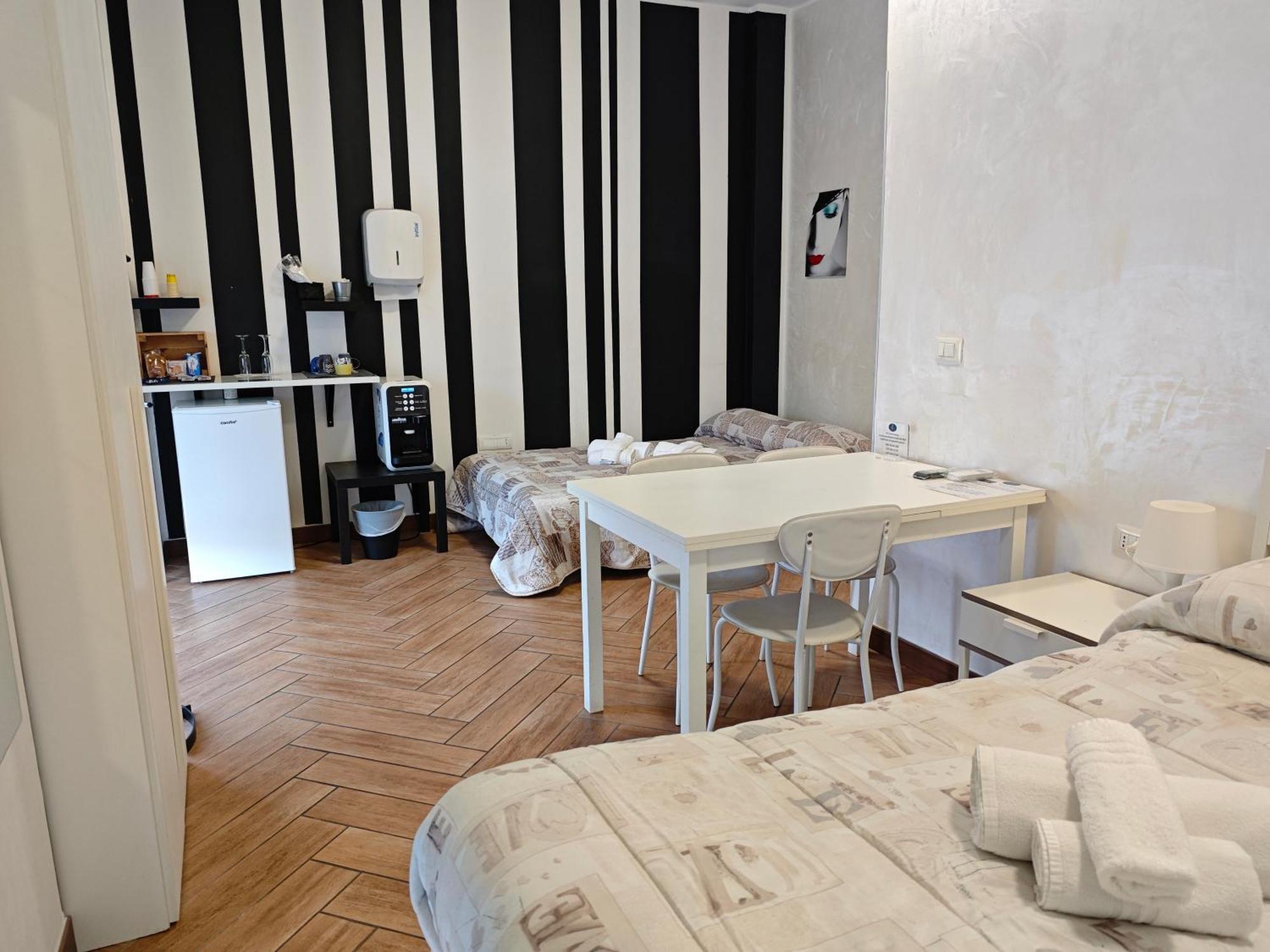 Cuscino E Cornetto Bed & Breakfast Salerno Eksteriør bilde